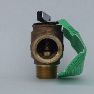 Apollo Valves Safety Relief Valve - 3/4" M x 3/4" F - 30 PSI - Bronze